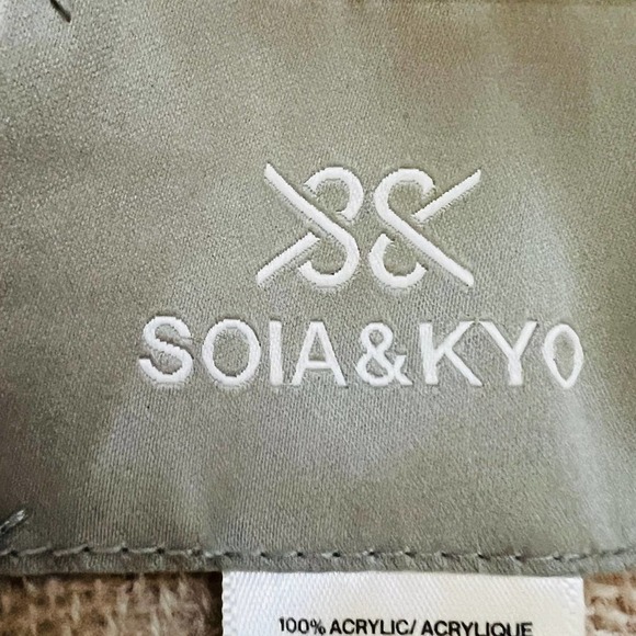 Soia & Kyo Yadira Scarfigan Wrap Pink Ivory Fringe OS - Picture 6 of 7